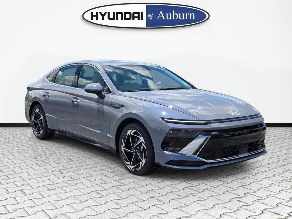 2026 Hyundai Sonata SEL AWD's photo