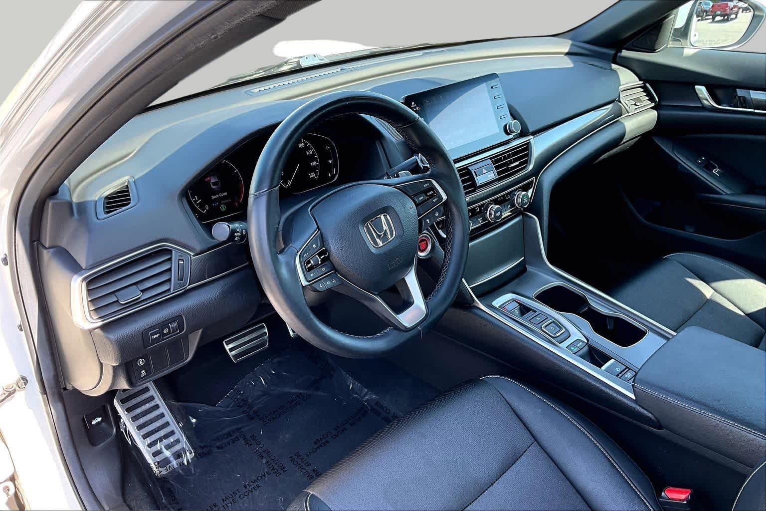 Used 2019 Platinum White Pearl Honda Sport 2.0T image 18