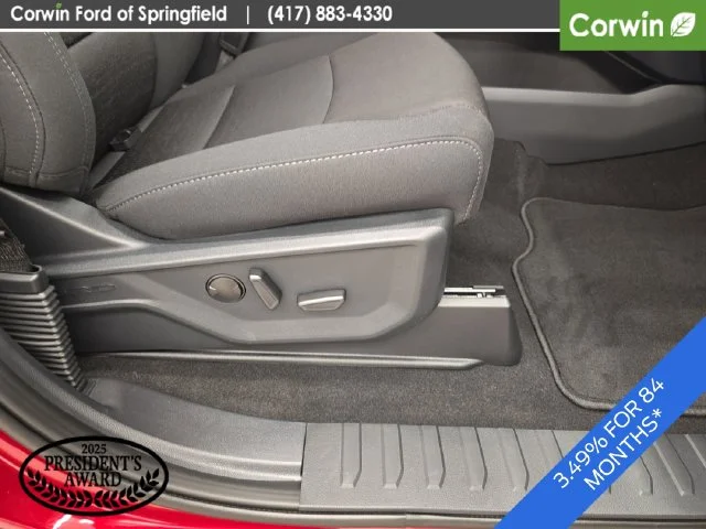New 2026 Ruby Red Metallic Tinted Clearcoat Ford XLT image 17