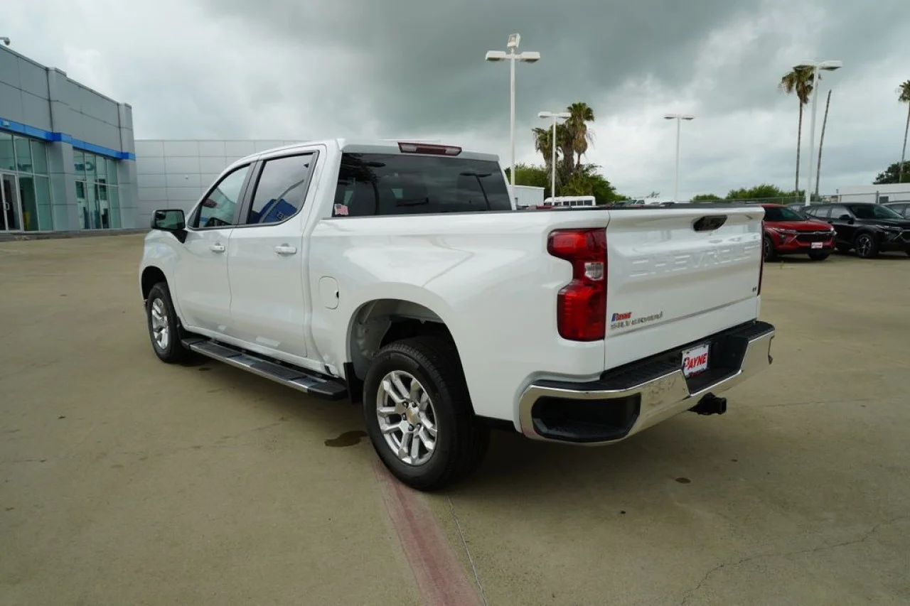 2026 Chevrolet Silverado 1500 LT - Photo 13