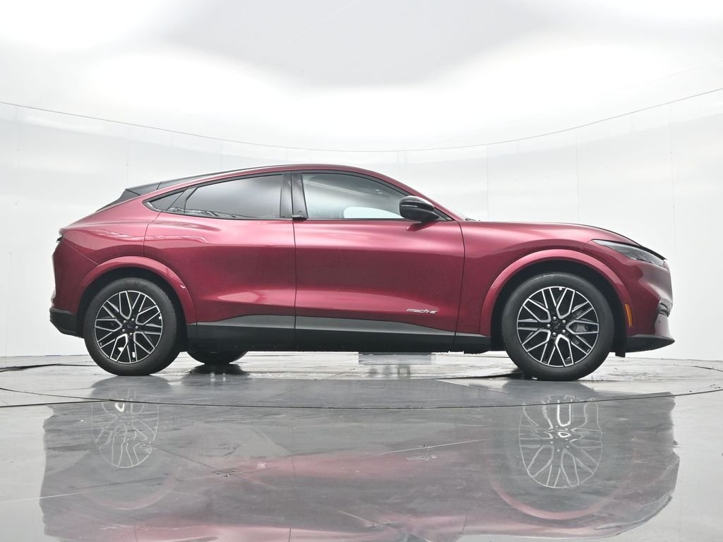 2025 Ford Mustang Mach-E Premium - Photo 33