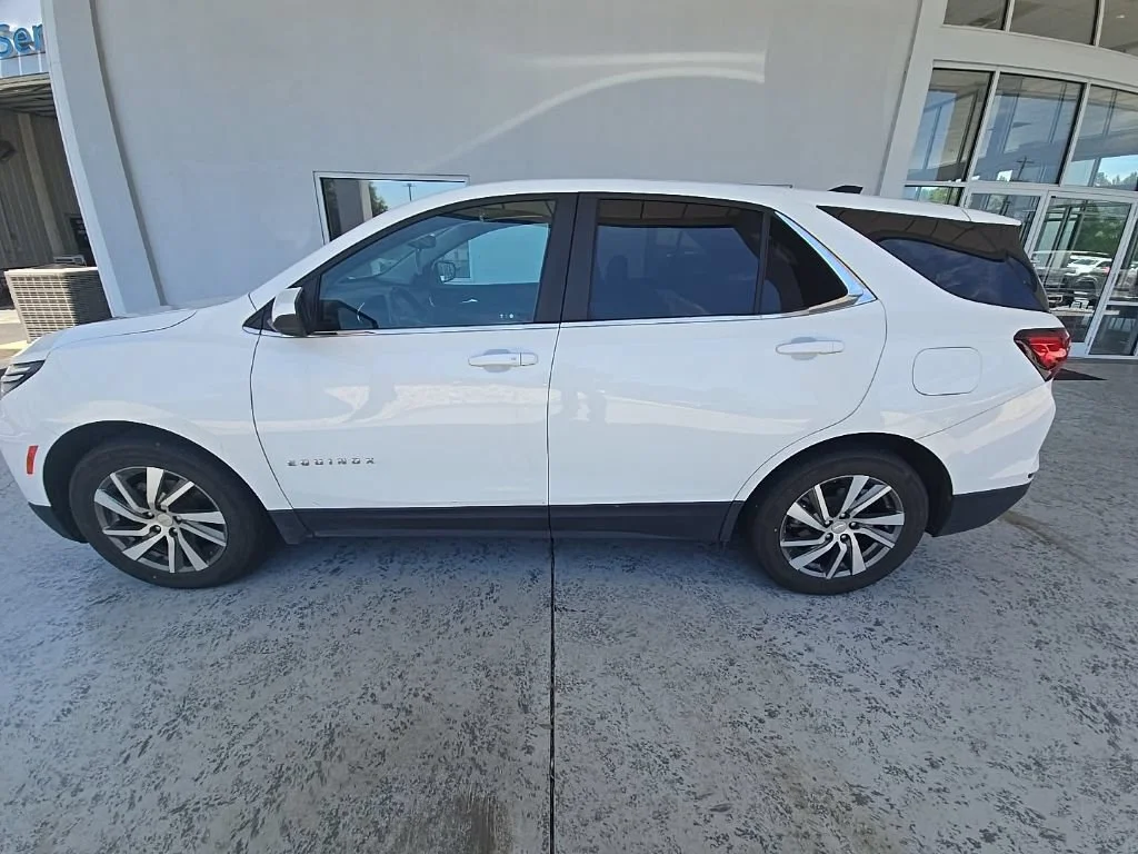 Used 2023 Summit White Chevrolet LT image 7