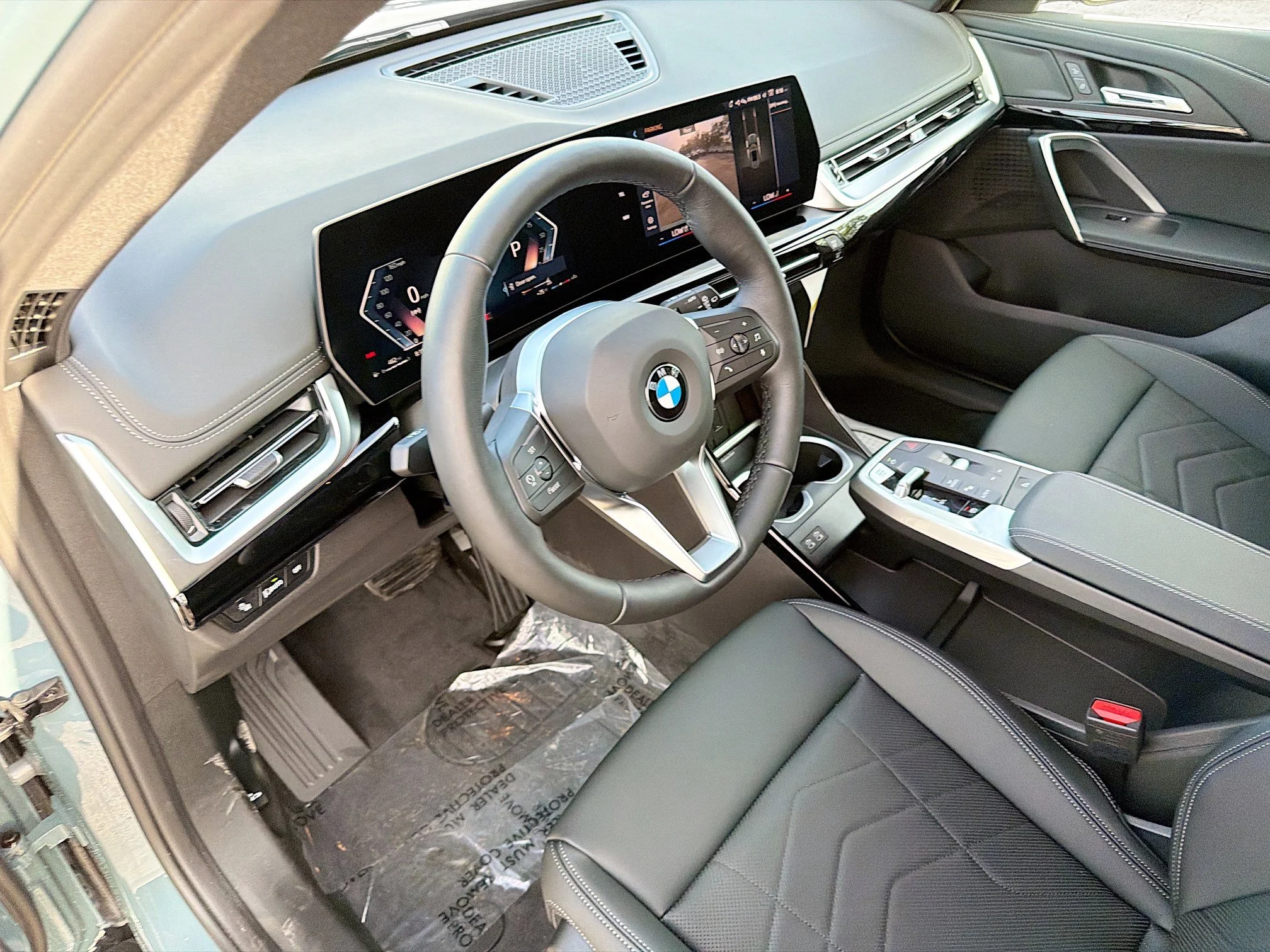 New 2026 Cape York Green Metallic BMW xDrive28i image 25