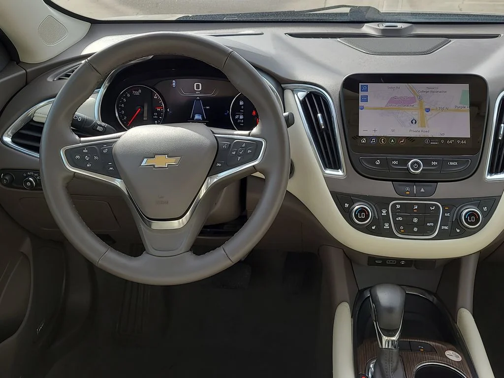 Used 2024 Gray Chevrolet LT image 17
