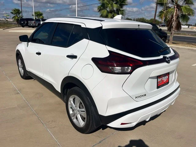 Used 2023 White Nissan S image 4