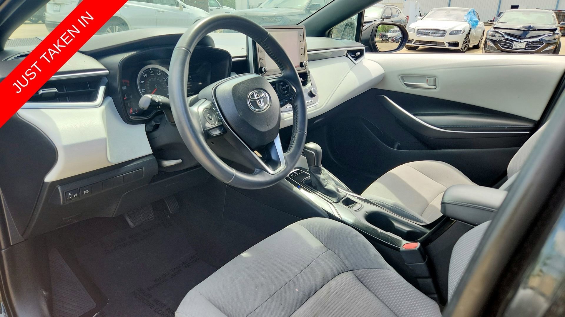 2021 Toyota Corolla SE - Photo 10
