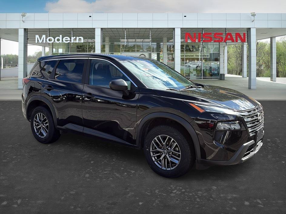 Certified Used 2024 Super Black Nissan S image 7