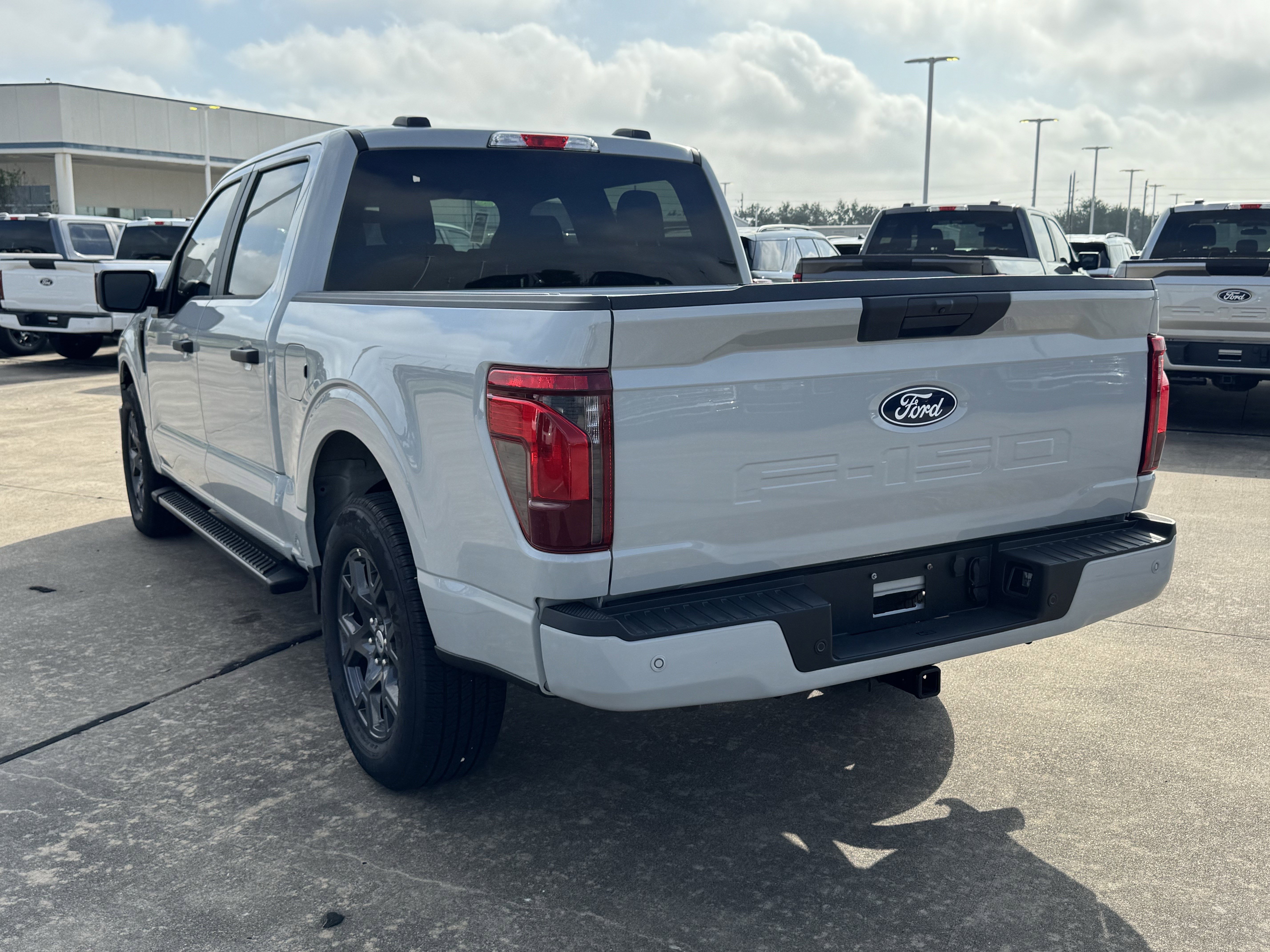 New 2026 Avalanche Ford STX image 7