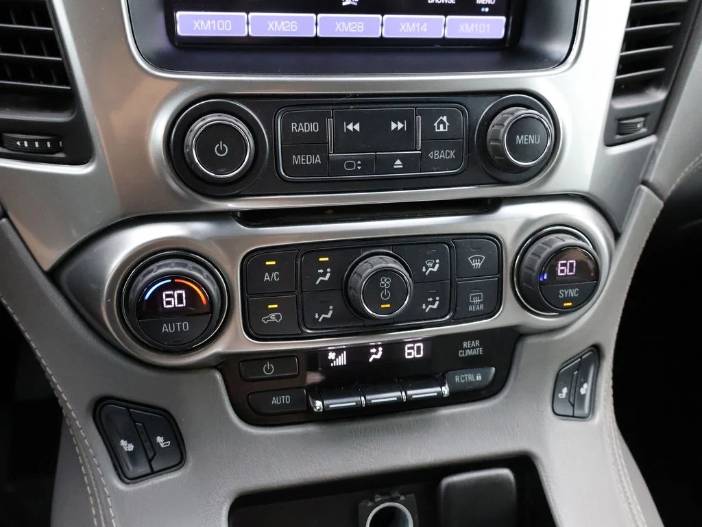 Used 2018 Gray Chevrolet LT image 25