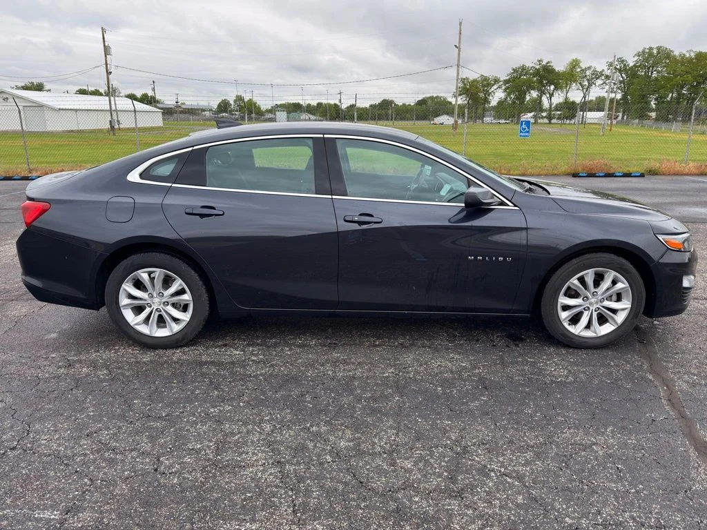 Used 2023 Gray Chevrolet LT image 9