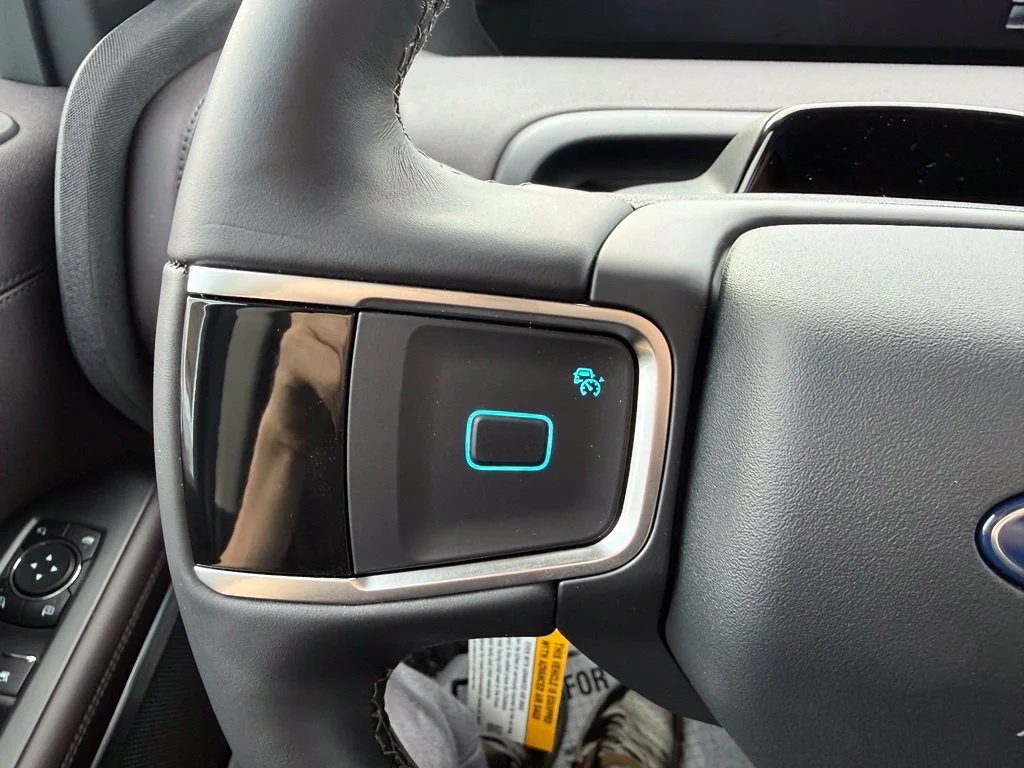 New 2026 Space Silver Metallic Ford Platinum® image 21