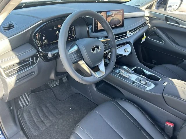 New 2027 GRAND BLUE INFINITI Luxe AWD image 20