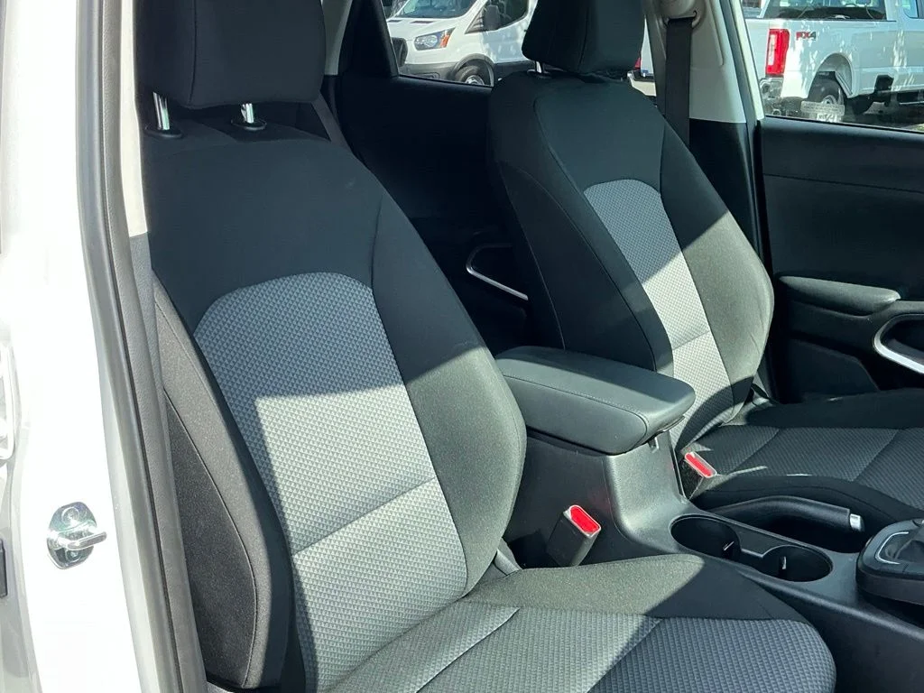 Used 2025 White Kia LX image 20