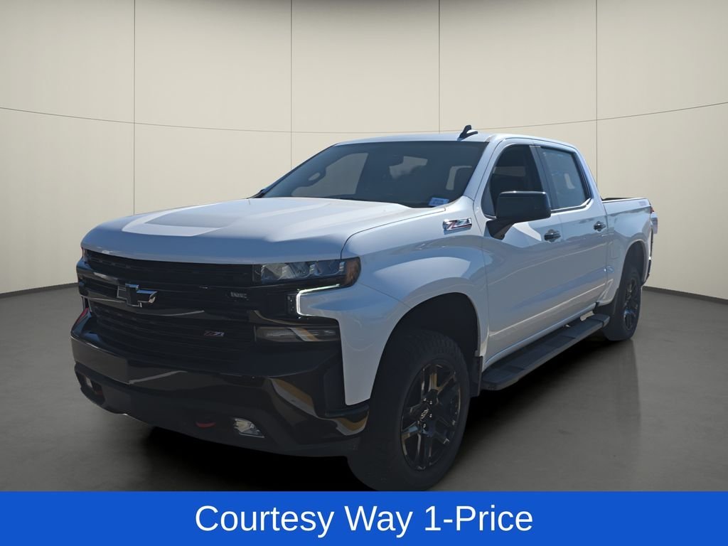 Used 2021 Beige Chevrolet LT Trail Boss image 4