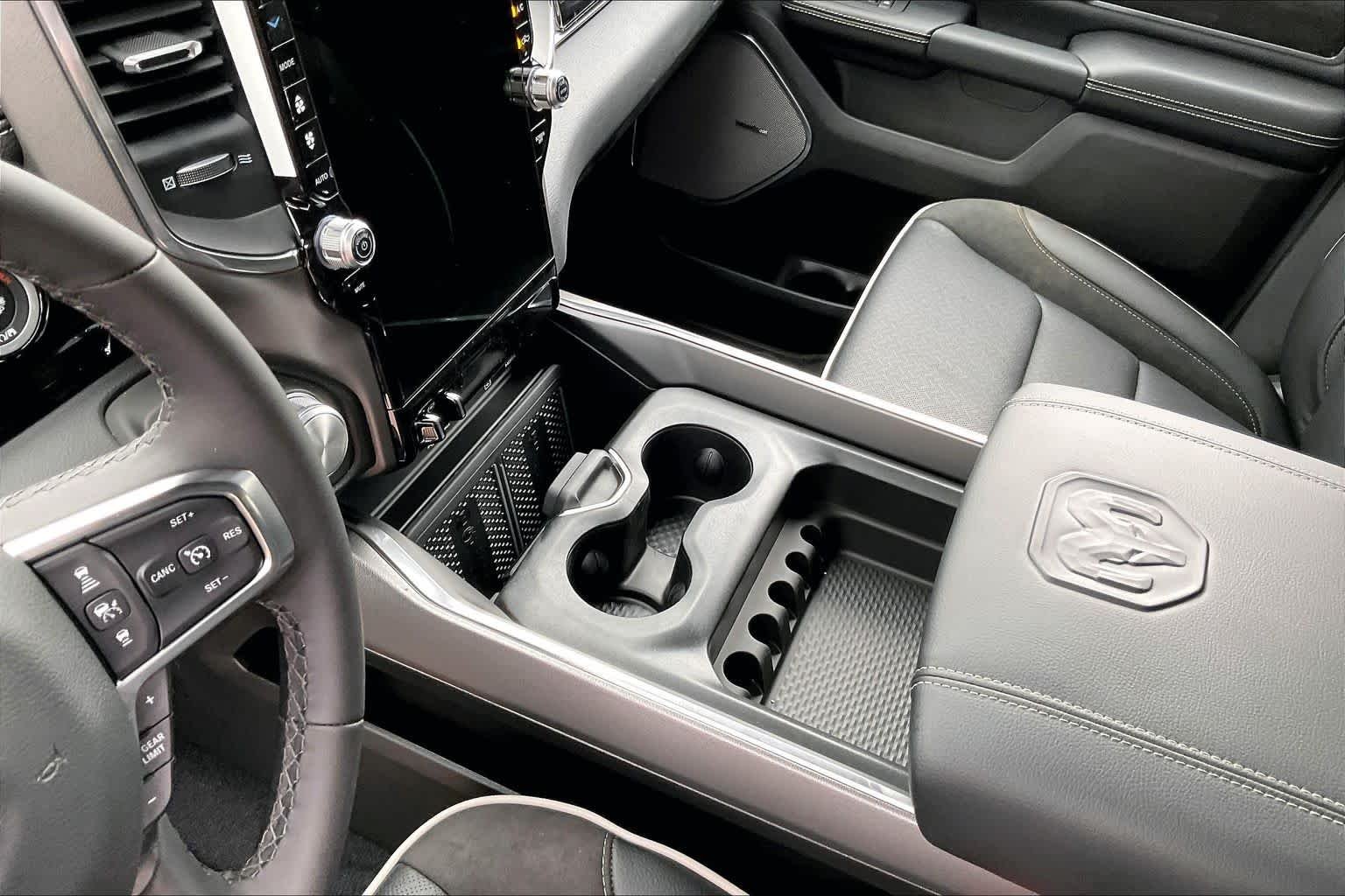 New 2026 Bright White Clear-Coat Exterior Paint RAM Laramie image 7