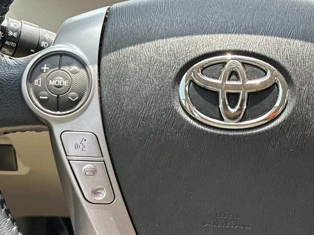 Used 2017 Beige Toyota Five image 21