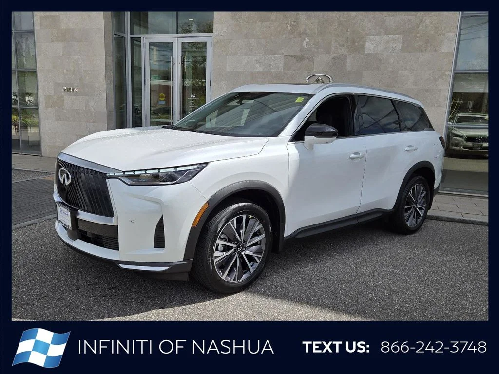 New 2027 RADIANT WHITE INFINITI Luxe AWD image 2