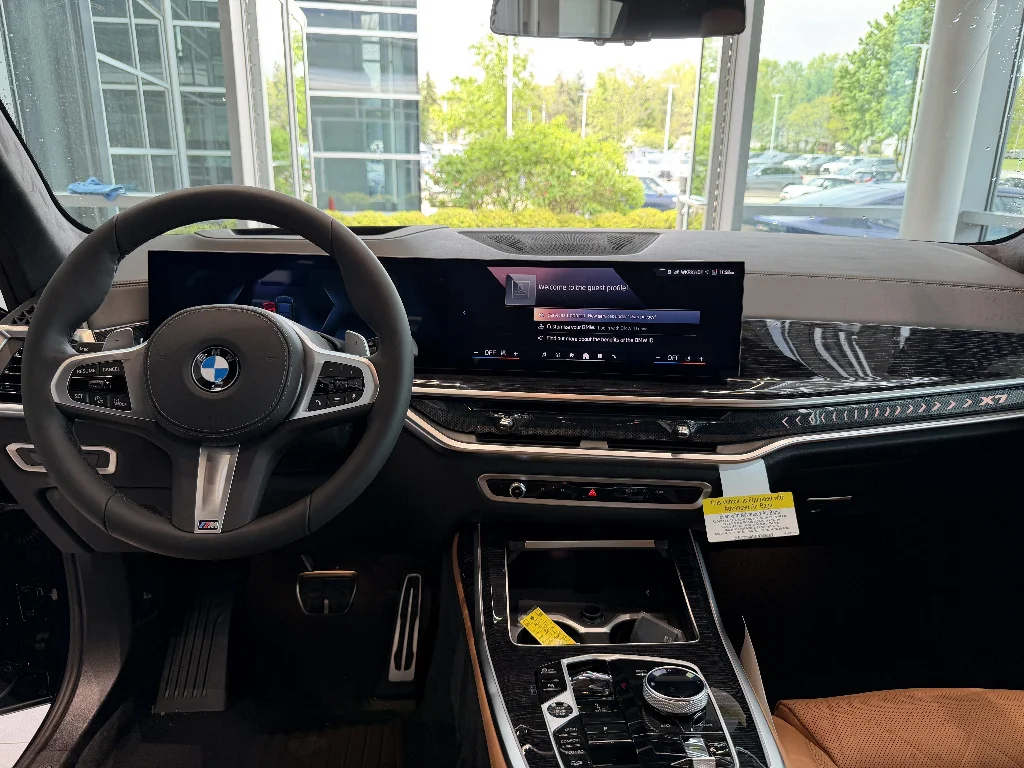 2027 BMW X7 40i - Photo 16