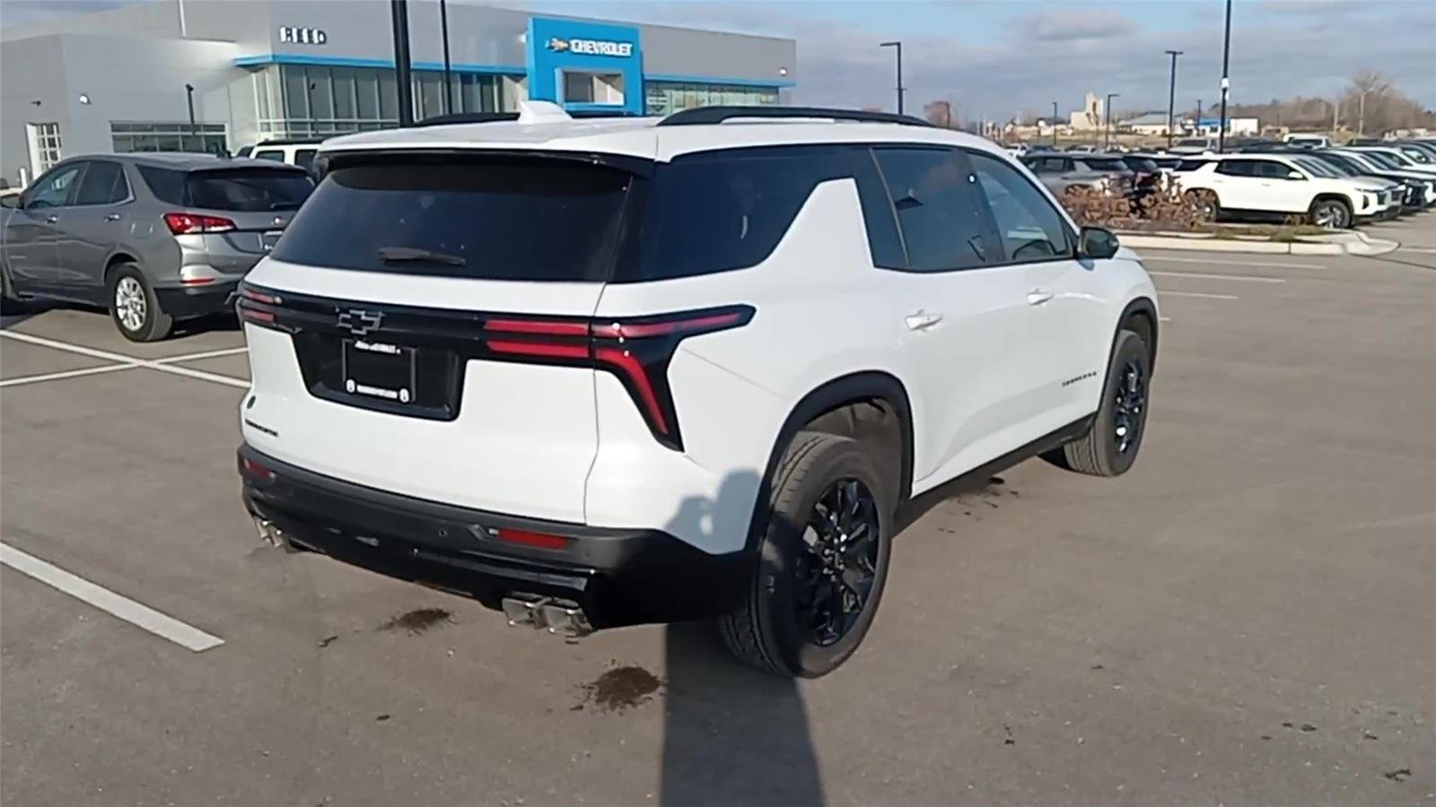 2026 Chevrolet Traverse LT - Photo 8