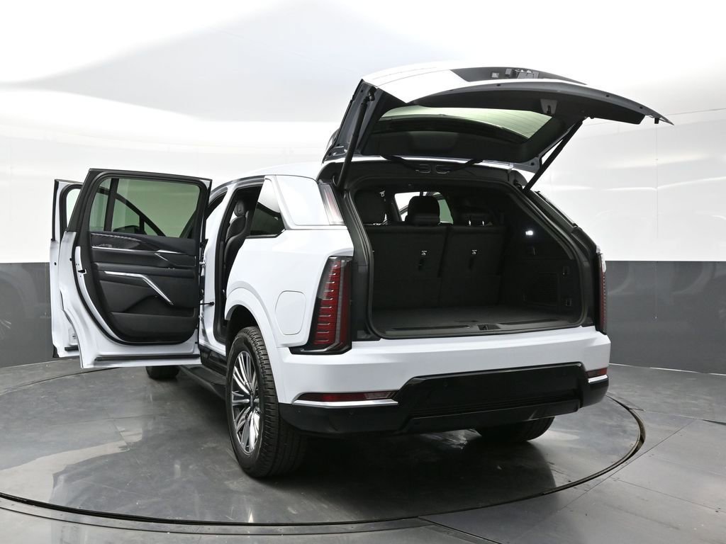 New 2026 Vibrant White Tricoat Cadillac Luxury image 28