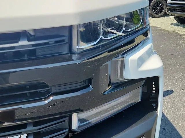 Certified Used 2020 SUMMIT WHITE Chevrolet LT Trail Boss image 9