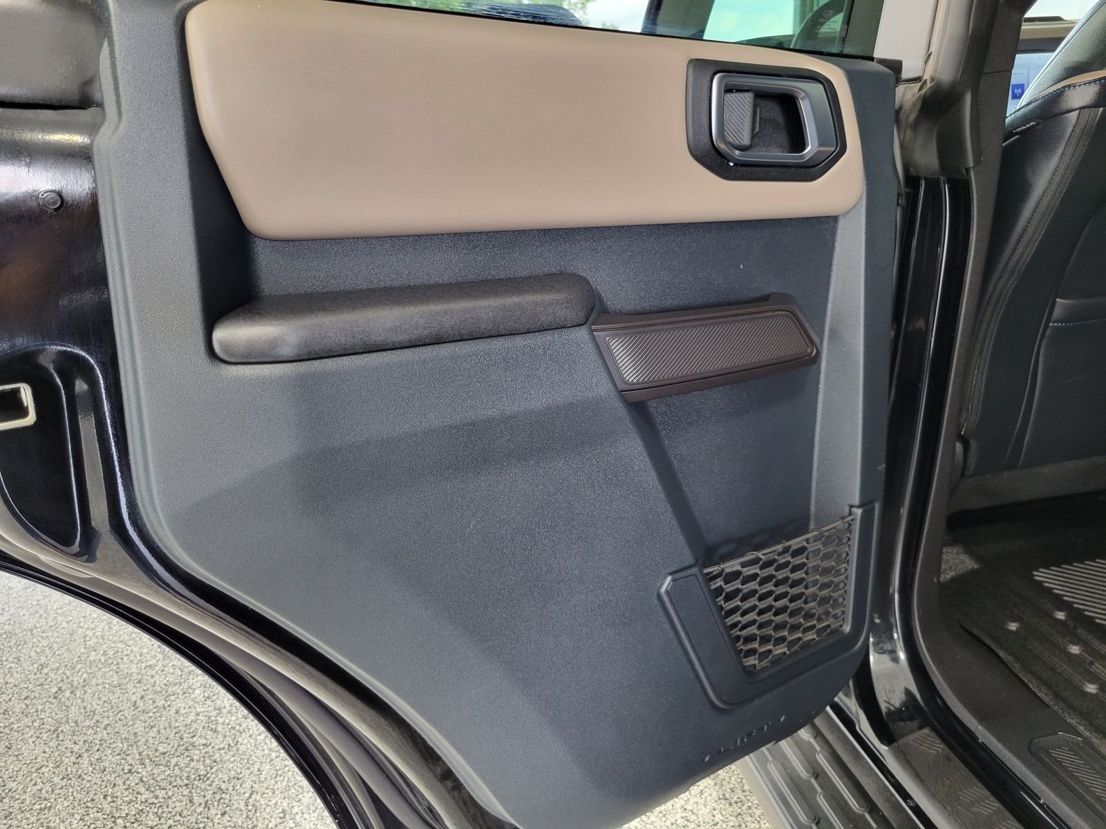 Certified Used 2024 Black Ford Wildtrak image 23
