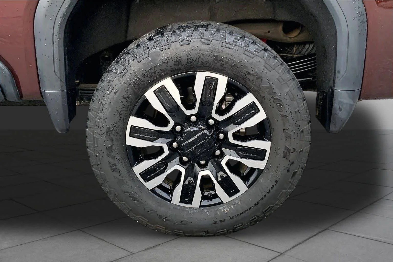 Used 2024 Redwood Metallic GMC Denali Ultimate image 11