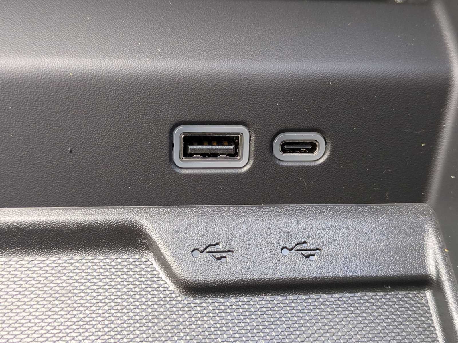 New 2026 Sterling Gray Metallic Chevrolet Premier image 21