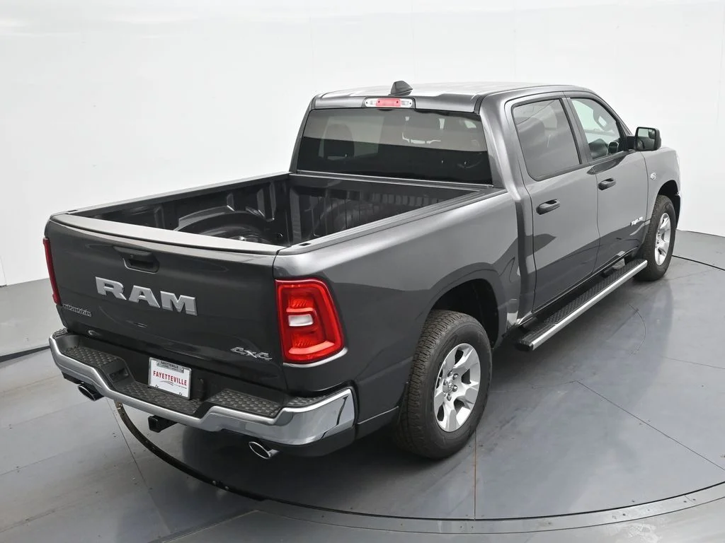 New 2026 Granite Crystal Metallic Clearcoat RAM Big Horn/Lone Star image 26