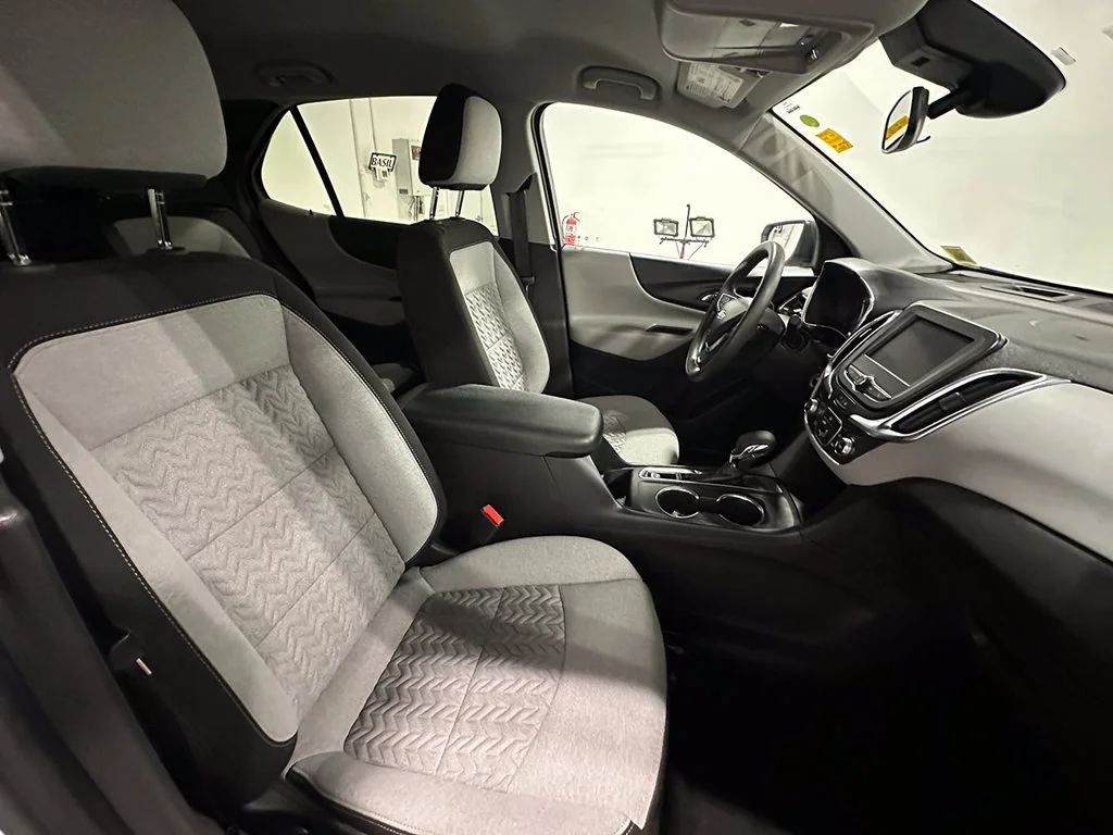 Used 2024 Summit White Chevrolet LS image 25