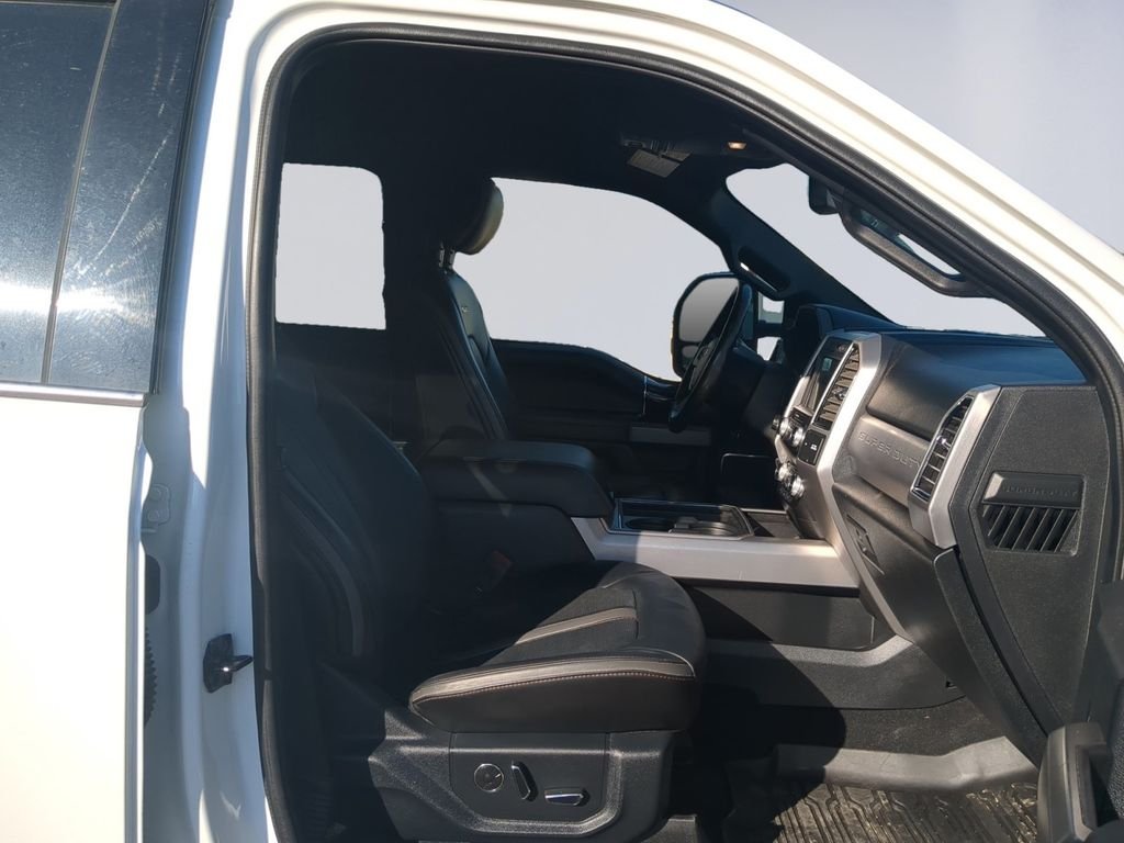 Used 2020 White Ford Platinum image 19