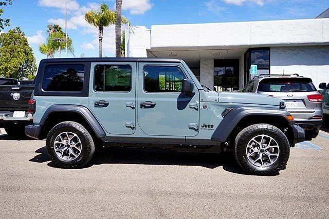 New 2026 Anvil Clear-Coat Exterior Paint Jeep Sport S image 7