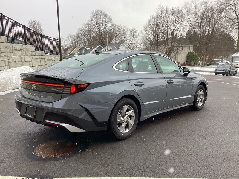 2026 Hyundai Sonata SE - Photo 9