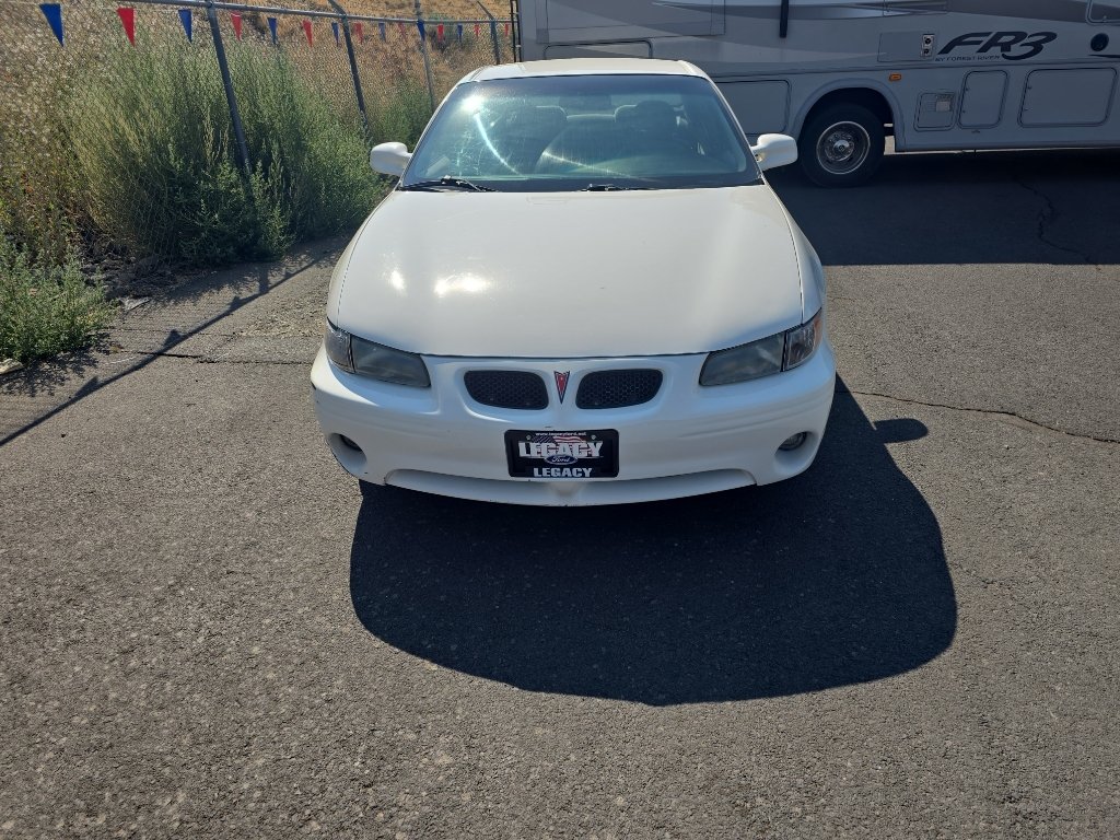Used 2002 Pontiac Grand Prix SE with VIN 1G2WK52J42F103997 for sale in La Grande, OR