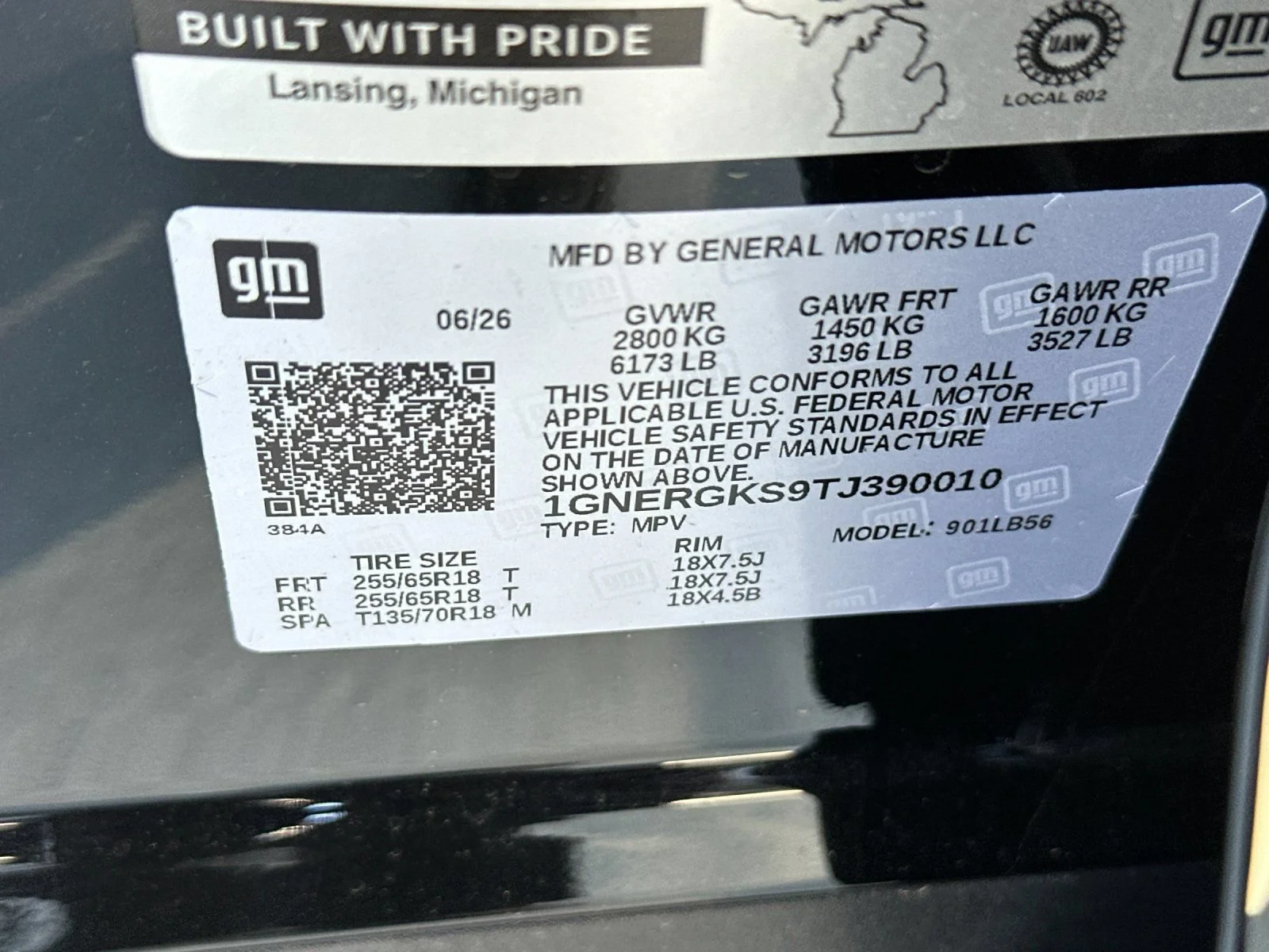 New 2026 Mosaic Black Metallic Chevrolet LT image 29