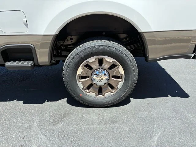 New 2026 Star White Metallic Tri-Coat Ford King Ranch image 16