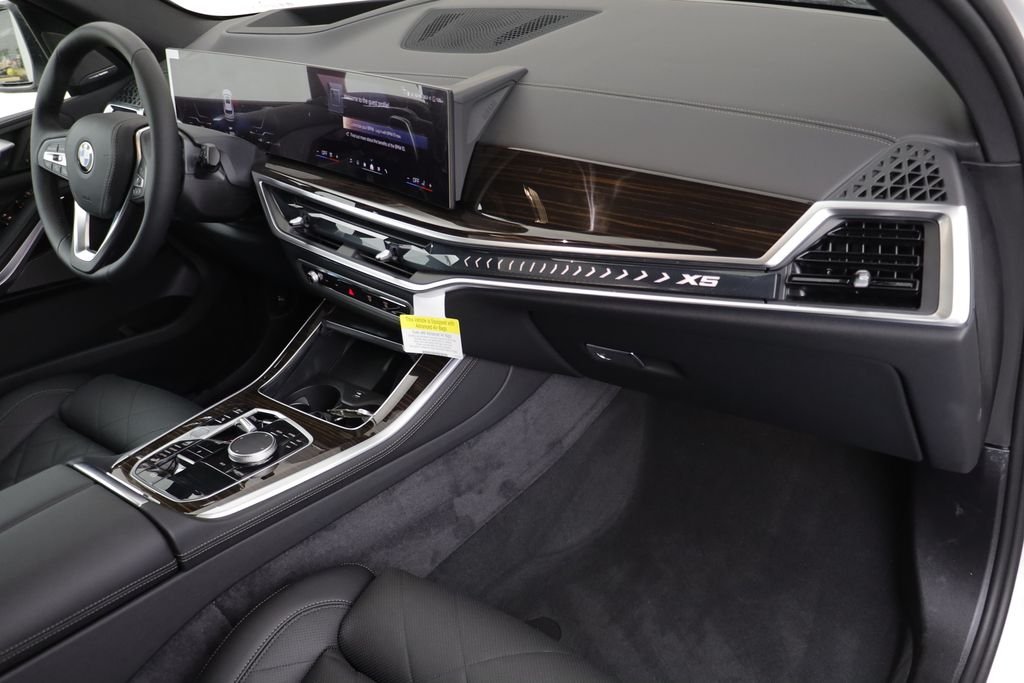 New 2026 Alpine White BMW xDrive40i image 21