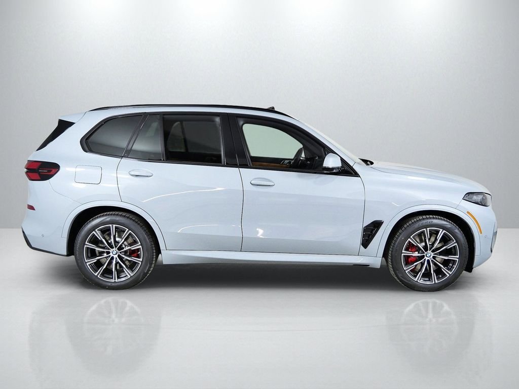 Used 2026 Brooklyn Grey Metallic BMW xDrive50e image 9