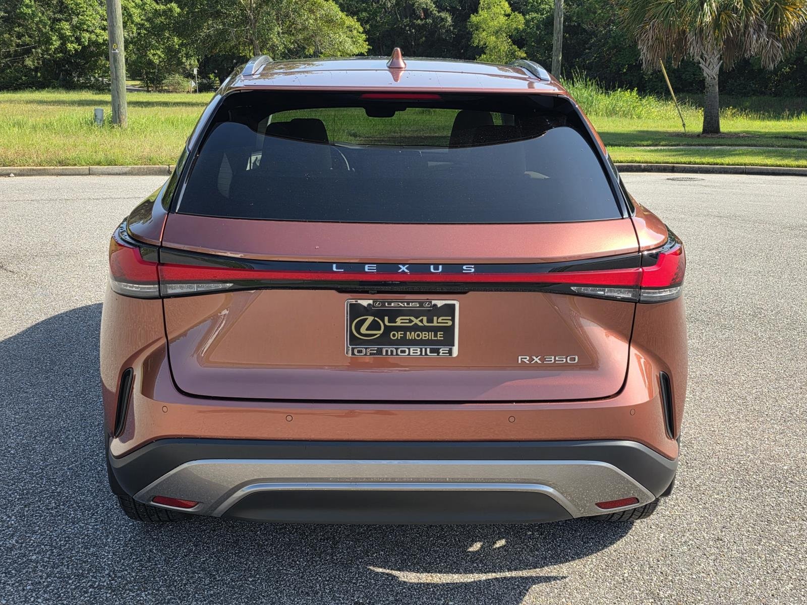 Certified Used 2023 Copper Lexus 350 Luxury image 3