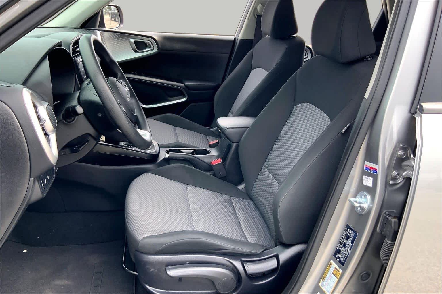 Used 2023 Steel Gray Kia LX image 8