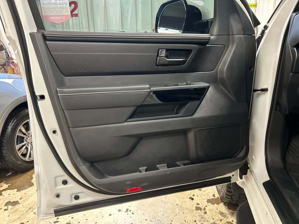 Used 2025 White Toyota SR5 image 14
