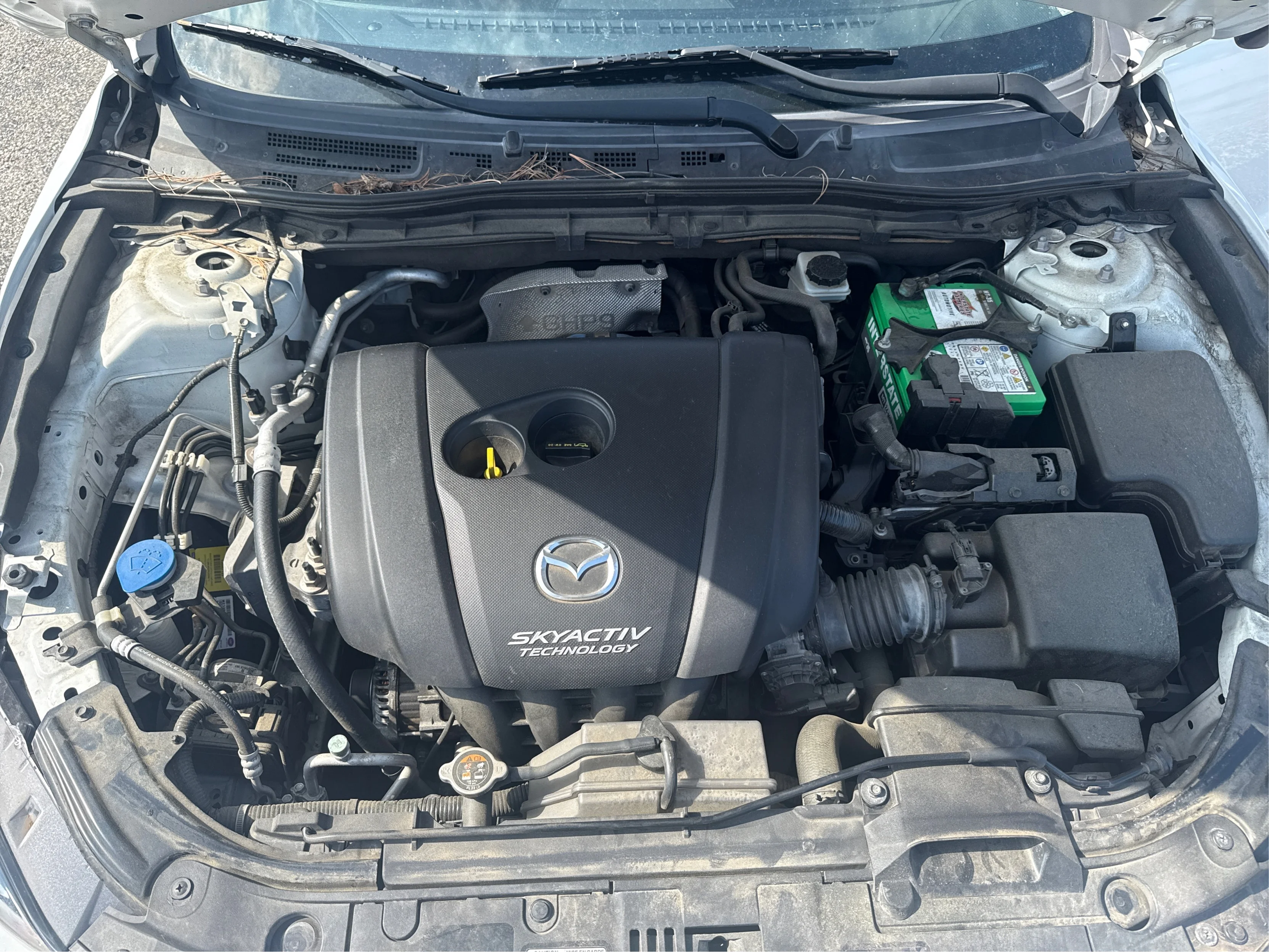 Used 2014 White Mazda i Touring image 11
