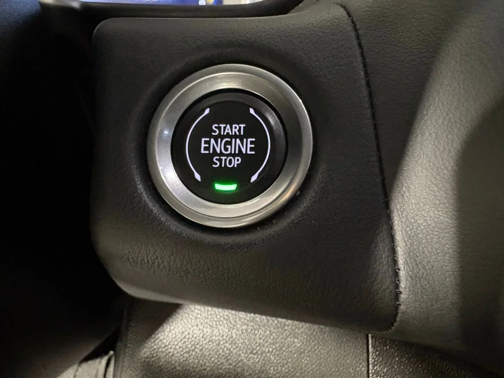 Used 2024 Black Chevrolet High Country image 34