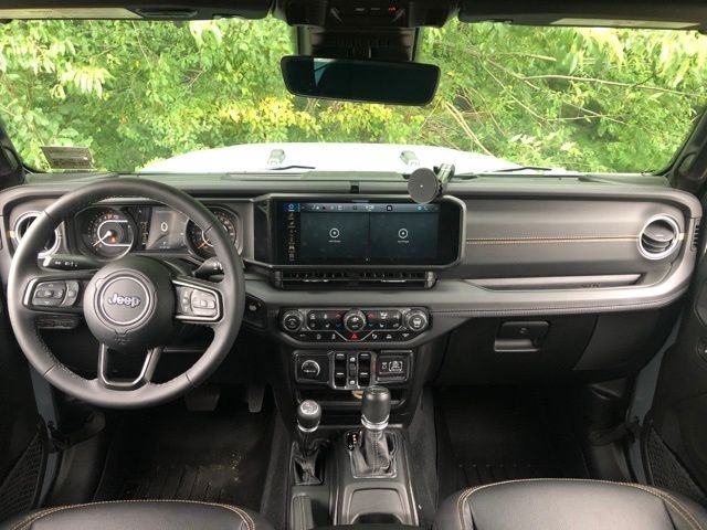 Used 2025 Gray Jeep High Tide image 31