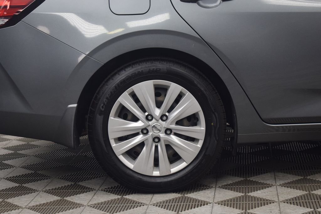 Used 2022 Gun Metallic Nissan S image 24