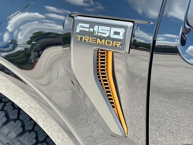 New 2026 Black Ford Tremor image 19