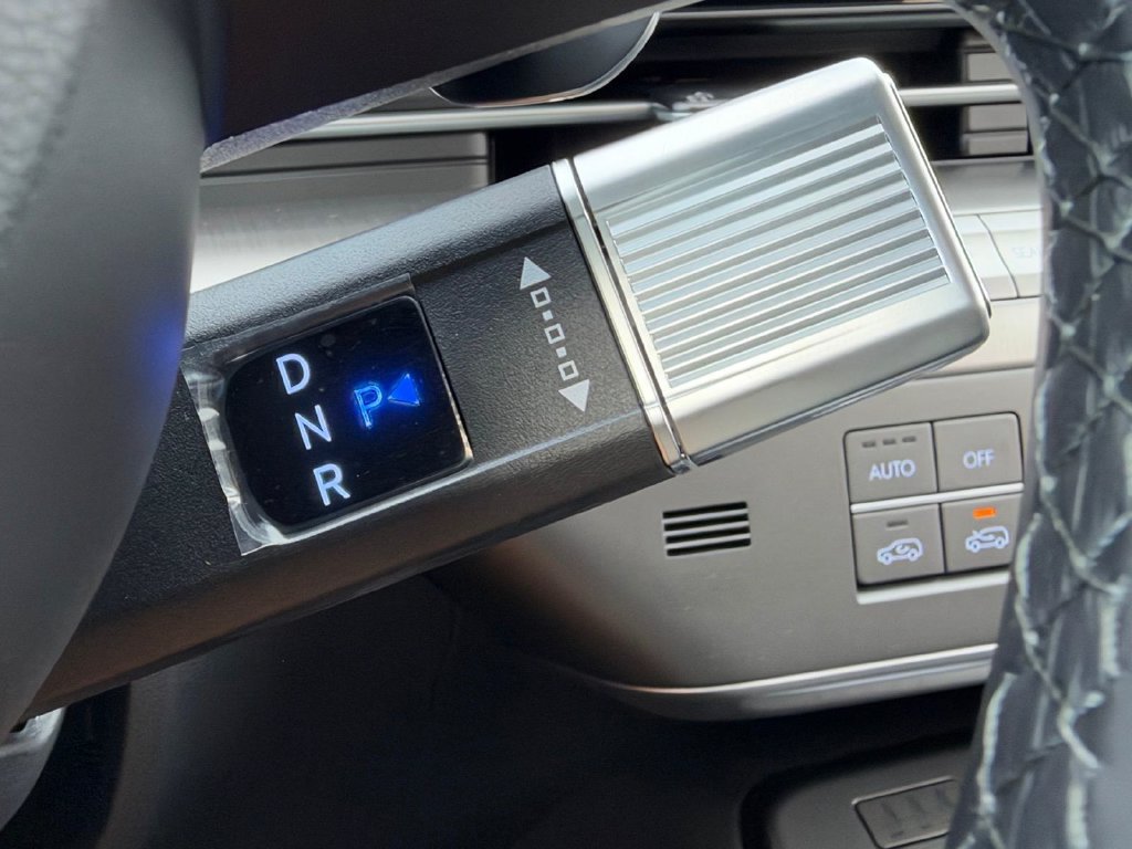 New 2027 Atlas White Hyundai SEL Premium image 16