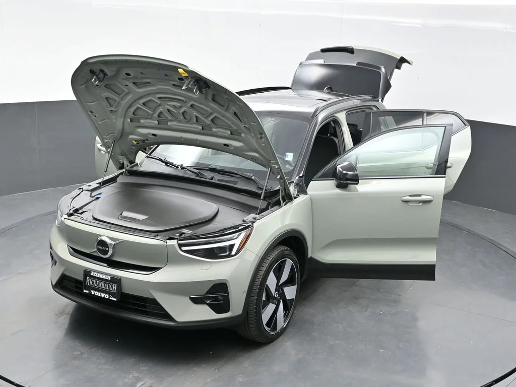 Certified Used 2023 Green Volvo Ultimate image 37