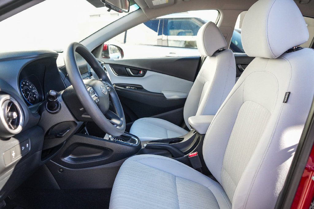 2023 Hyundai Kona SEL - Photo 17
