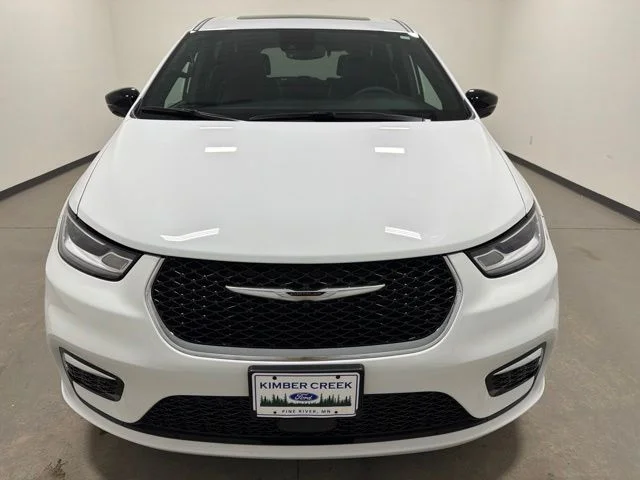 Used 2026 Chrysler Pacifica Limited with VIN 2C4RC1GG0TR193459 for sale in Pine River, Minnesota